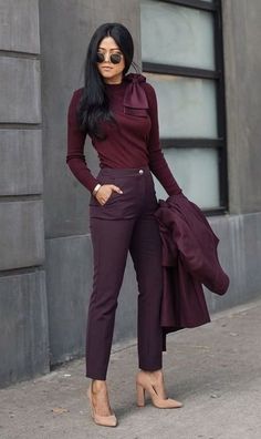 Burgundy Professional Outfit, Work Outfits Business, Professional Tops For Women, Burgundy Outfit Ideas, Penguin Suit, Plum Jacket, Lawyer Outfits, Cruise 2023