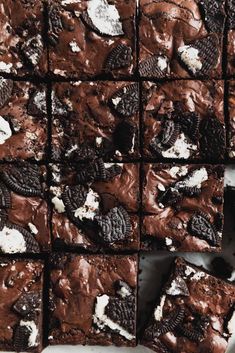 chocolate brownies with oreo cookies on top