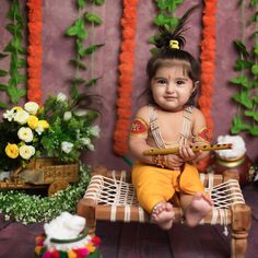 Kanha Theme Baby Photoshoot, Janmashtami Photoshoot For Baby Boy, Little Krishna Photoshoot, Janmastmi Baby Photoshoot, Radha Photoshoot Ideas, Radha Baby Photoshoot, Sreekrishna Jayanthi Photos