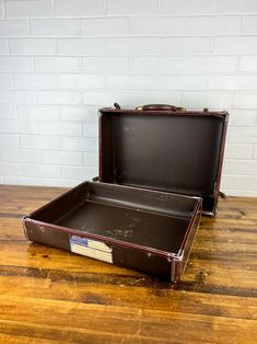 Vintage Dark Brown Samsonite Suitcase Box That Splits in Two - Etsy Vintage Brown Rectangular Luggage, Brown Rectangular Storage Case, Brown Rectangular Travel Case, Brown Luggage With Luggage Sleeve For Formal Use, Vintage Brown Cases With Luggage Sleeve, Vintage Rectangular Business Luggage, Brown Rectangular Briefcase With Luggage Sleeve, Samsonite Suitcase, Dark Brown