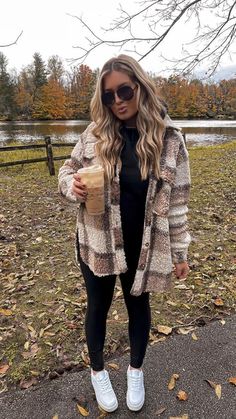 Stile Blair Waldorf, Adrette Outfits, Look Legging, Fest Outfits, Winter Fashion Outfits Casual, Cold Outfits, Cute Fall Outfits, Mode Inspo, Casual Winter Outfits