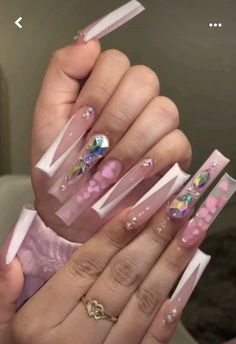 Nails Baddie Aesthetic, Freestyle Nails, Nails Baddie, Long Acrylic Nail Designs, Drip Nails, Baddie Aesthetic, Nails Design With Rhinestones, Colored Acrylic Nails