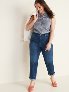 Are You Team Denim? Our Editors Explain Why It's Comfy, Not Crazy, to Wear Jeans While Working From Home High Rise Style, Leather Jacket Style, Jeans For Women, Grey Cardigan, Fashion Editor, Dark Wash Denim, Denim Fashion, High Waist Jeans, Straight Jeans