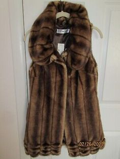 Top Rated NWT GORGEOUS RANCHO ESTANCIA FAUX MINK FUR LONG VEST SOFT SCALLOPED BOTTOM XS, Womens Coats Jackets Sleeveless Fur Coat With Faux Fur Lining For Fall, Sleeveless Faux Fur Coat For Fall, Fitted Sleeveless Vest With Faux Fur Lining, Fitted Mink-colored Fur Coat For Spring, Fitted Sleeveless Faux Fur Vest, Fitted Faux Fur Vest With Faux Fur Lining, Fitted Long Fur Coat With Faux Fur Lining, Long Fitted Fur Coat With Faux Fur Lining, Womens Coats