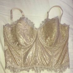 Champagne Gold Vs Longline Bra. New Victoria's Secret Party Top With Built-in Bra, Victoria's Secret Party Tops With Built-in Bra, Victoria's Secret Tops With Built-in Bra For Party, Victoria's Secret Fitted Party Top, Victoria's Secret Sleeveless Evening Tops, Spring Party Tops With Underwire, Strapless Bralette, Lounge Bra, Floral Bra