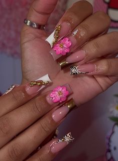 French Tips Birthday Nails, Small Medium Nail Designs, Pink N Gold Nails, Kente Nails, Bright Pink And Gold Nails, Nail Inspo With Flowers, Pink And Gold French Tip Nails, Hot Pink Vacation Nails, 17 Birthday Nails