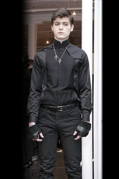 Casual Goth Outfits Men, Maid Outfit Ideas, Goth Guy Outfits, Gothic Outfits Men, Masculine Goth, Goth Boy Outfits, Goth Mens Fashion, Punk Outfits Men, Goth Outfits Men