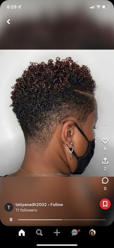 Natural Hair Styles For Black Women Mohawk Short Haircuts, Curly High Top Fade Black Women, Twa Tapered Fade, Shaved Head Designs Women Undercut, Womens Natural Fade Haircut, Natural Hair Tapered Haircut Black Women, Women Mohawk Short, Taper Natural Haircut Women, Natural Hair Fades For Women