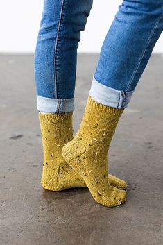 Learn to Knit Kit: Socks - North Sea Heather This item has not been reviewed yet Gold Socks, Cable Knit Socks, Learn To Knit, Go Your Own Way, Sock Knitting, Knitting Blogs, Blue Socks, Free Socks, Knit Picks