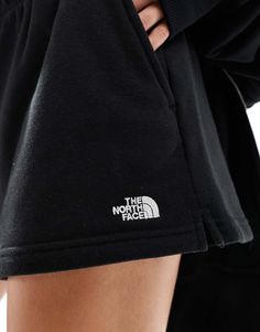 Shorts by The North Face Your new go-to Plain design High rise Elasticized waistband Side pockets Logo embroidery Regular fit Cocktail Dress Formal, Winter Party Dress, Leggings Sale, Long Sleeve Floral Dress, Plain Design, Satin Slip Dress, Swimwear Sale, Active Wear Leggings, Hoodies For Sale