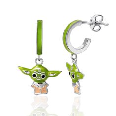 PRICES MAY VARY. Is that our favorite character from The Mandalorian dangling from your ears? Yes, it is! Small hoop earrings feature a dangling charm of Grogu with green, black, and tan enamel plating. Outer hoop has green enamel plating for continuous appeal Star Wars hoop earrings are crafted from rhodium-plated sterling silver. Grogu earrings have a post back butterfly closure Ready for Gift Giving: Delivered in an authentic Star Wars The Mandalorian gift box, these earrings are an ideal pre Charms Star Wars, Baby Yoda Jewelry, Grogu Earrings, Star Wars Earrings, The Mandalorian Grogu, Mandalorian Grogu, Timeless Brand, Best Friend Jewelry, Star Wars The Mandalorian