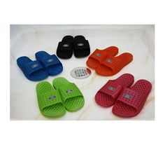 Anti-Slip Women's Shower Sandal (The Original Drainage Hole Sandal) - Useful, Cheap Shower Shoes University Supplies, Supplies For College, Dorm Items, Camp Shoes, Dorm Room Supplies, Room Necessities, College Dorm Supplies, Apartment Styling, Cheap Shower