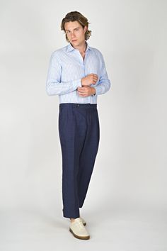 Treat yourself to a more refined take on relaxation with these pure linen pants, featuring a straight and relaxed fit, and a mid-waisted cut. Casual Linen Dress Pants, Casual Linen Dress Pants With Welt Pockets, Classic Linen Pants With Welt Pockets, Straight Linen Pants For Business Casual, Business Casual Linen Straight Pants, Casual Linen Dress Pants With Relaxed Fit, Casual Relaxed Fit Linen Dress Pants, Tailored Casual Linen Pants, Tailored Linen Casual Pants