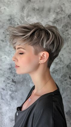 Cute Pixie Haircuts - Trendy Hairstyles - Pixie Haircut - Short Haircut Girl Short Faded Pixie Haircuts, Short Hair Styles With Undercut, Mushroom Blonde Short Hair, Pixie Haircut Grey Hair, Pixie With Fade, Pixie Cut Chubby Face, Pixie Hairstyles For Thick Hair, Grey Pixie Haircut, Pixie Undercut Hairstyles