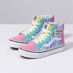 Girls Shoes Teenage, Minimal Shoes, Most Popular Shoes, Disney Vans, Vans Kids, Shoe Wishlist, Shoes Ideas