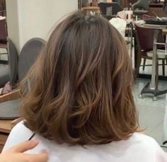 Haircut Ideas Medium Length Straight, Mis Length Haircut Layers, Cute Medium Length Hairstyles With Bangs, Hair Inspo Shoulder Length, Haircuts For Asian Women, Shoulder Length Haircut Ideas, Shoulder Length Hair Straight, Haircut Ideas Shoulder Length, Straight Shoulder Length Hair