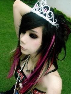 quinceanera scene hairstyle & make up Emo Style 2000s, Alex Evans, Dakota Rose, Audrey Kitching, 2000s Scene, Scene Queen, Emo Princess, Scene Punk