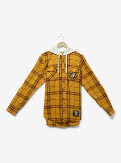 Head to Hogwarts in house style with this Harry Potter flannel! Featuring an embroidered Hufflepuff crest on the front pocket  the back includes a badger surrounded by "Dedication  Patience  and Loyalty" lettering. With an attached drawstring hood  this flannel is perfect for Quidditch matches  potions class  and beyond.A BoxLunch Exclusive!70% cotton; 30% polyesterListed in unisex sizesWash cold with like colors; dry lowImported Hufflepuff Quidditch Uniform, Hufflepuff Sweater, Quidditch Uniform, Hogwarts Decor, Hufflepuff Crest, Gryffindor Crest, Harry Potter Hufflepuff, Hooded Flannel, Harry Potter Gifts