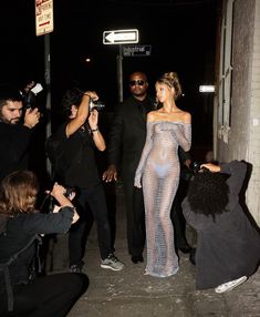 2000s Paparazzi, Model Aesthetic, Looks Street Style, Cooler Look, Model Life, Star Girl, Kate Moss, Bella Hadid