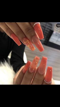 Coral Acrylic Nails, Uñas Color Coral, Coral Nails With Design, Nails With Design, Coral Nails, Holographic Nail Polish, Vibrant Nails, Acrylic Nails Coffin Pink, Pink Acrylic