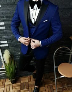 Designer Suits For Men Classy, Navy Blue Suit Men, Blazer Outfits For Men, Mens Suits Wedding, Formals For Men, Wedding Suits Men Blue, Blue Groomsmen Suits