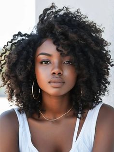 36 Cute Summer Hairstyle Ideas for Black Women in 2024 Summer Crochet Hairstyles, Hairstyle Ideas For Black Women, Twists Hairstyles, Twist Hairstyle, Short Hair Up, Romantic Curls, Pelo Afro, Curly Hair Women