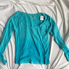 Let Me Know If You Have Any Questions Or Would Like More Pictures! Light Blue Stretch Long Sleeve Tops, Light Blue Long Sleeve Stretch Top, Long Sleeve Turquoise Tops For Fall, Turquoise Long Sleeve Tops For Fall, Light Blue Scoop Neck Top For Spring, Fitted Turquoise Top For Fall, Fitted Turquoise Tops For Fall, Light Blue Fitted Top For Loungewear, Fitted Turquoise Long Sleeve Tops