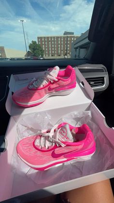 Zapatillas Nike Basketball, Cheap Volleyball Shoes, Bb Shoes, Pink Basketball Shoes, Nike Volleyball Shoes, Volleyball Sneakers, Best Volleyball Shoes, Girls Basketball Shoes, Basket Sport