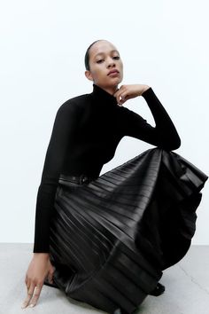 Pleated Skirt Fall, Midi Pleated Skirt, Belted Midi Skirt, Faux Leather Midi Skirt, Maxi Lace Skirt, Leather Midi Skirt, Skirt Pleated, Printed Maxi Skirts, Black Midi Skirt