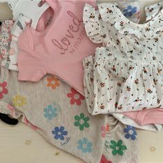 6-9mo Baby Girl Clothes. 2nwt 1barelyworn Carters Set Of 3 Bodysuits Nwt Garanimals Flutter Sleeves Smiley Dress Nwt Angou Floral Romper W Flutter Sleeves And Collar Detail ( I Have A Separate Listing For Just The Bodysuits,For Interests Sake, Since They’re New And A Complete Set I Really Want To Get Rid Of Them.) Cute White First Birthday Sets, Playful White Onesie For Playdate, Cute White Spring Bodysuit, Cute White Onesie For Spring, Cute White Bodysuit For Playtime, Cute White Spring Onesie, White Onesie For Spring Playdate, Playful White Sets For First Birthday, Baby Snowsuit