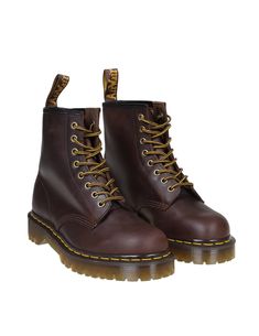 Amphibian in leather color: brownmodel with round tipclosure with lacesfabric interiorrubber sole Brown Dm Boots, Dr Martens Boots Brown, Doc Martens Brown Boots, Doc Martens Ankle Boots, Doc Martens Png, Brown Boots Png, Brown Boots Men, Solovair Boots, Brown Docs