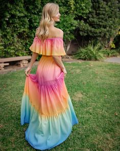 Dancing in ...rainbow 🌈 Shop SEXY AND I KNOW IT MAXI DRESS

www.flyingtomato.com⁠

#pinkfashion #pinkoutfit #pinkdress #springfashion #springoutfit #springlook #partydress #springdress #ombredress #rainbowlook Aesthetic Neon, 60s 70s Fashion, Ombre Dress, Rainbow Shop, Date Night Dresses, Spring Wardrobe, I Know It