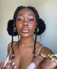 Black Natural Hairstyles 4c, Curly Two Buns, Cornrow Space Buns, Fairy Hairstyles Black Women, Afro Space Buns, Short 4c Hair Styles, Pearl Hairstyles, Natural Black Hairstyles, Natural Hair Jewelry