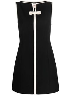 Valentino bow-detail Shift Mini Dress - Farfetch Dorothy Dandridge, Shift Mini Dress, Elegante Casual, Mode Inspo, Looks Chic, Mini Shift Dress, Inspiration Mode, Mode Vintage, Looks Vintage