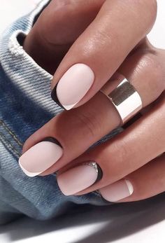 Gelx Apres Nails Short Almond, Short Gel Nail Polish, Italian Vacation Nails, Gorgeous Nails Summer, Nude Nail Designs Square, Short Natural Nails Ideas, Natural Nails With Design, Nails Ideas For Short Nails, Natural Nail Styles