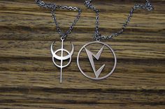 Pendant and chain made of stainless steel. Size Clavicula Nox : 35-20 mm (1.37-0.78 inch)   Size Vril: 30 mm (1.18 inch)    Delivery time worldwide is 30-50 days. If you haven't received your package by this time, please contact us. We will resolve all issues in messages. Silver Pendant Jewelry For Cosplay, Maria Orsic, Nickel-free Symbolic Metal Necklace, Gothic Silver Nickel-free Necklace, Nickel-free Silver Gothic Necklace, Gothic Stainless Steel Nickel-free Necklaces, Ceremonial Magick, Silver Pentagram Necklace, Logo Symbol