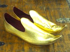 Shoes for the image of Aladdin and Jasmine. They can also be an element of oriental costume. Any colour Any sizes. You can make changes. Jasmine Princess Shoes, Arabian Shoes, Aladdin Shoes, Aladdin Fashion, Ancient Egyptian Shoes, Pirate Boots, Star Master, Egyptian Women, Historical Shoes