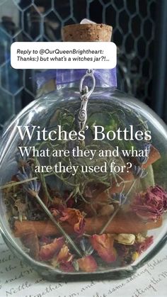 Enchanting Items Witchcraft, Witchy Potions, What Is A Witch, Witches Jar, Candle Magic Spells, Witch Rituals, Witch Bottles, Easy Spells