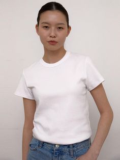 Composition : Cotton 95%, Span 5%Country of Origin : KOREA Classic Crew Neck T-shirt For Spring, Classic Short Sleeve Crew Neck Top For Spring, Classic Crew Neck Short Sleeve Top For Spring, Classic Spring Crew Neck T-shirt, Classic White Stretch T-shirt, White Stretch Short Sleeve Top, Classic Crew Neck Top For Spring, Basic Plain T-shirt For Spring, Basic Style T-shirt For Spring