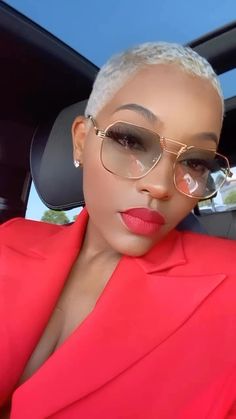 Irisha T. | 31k! This is personal so don’t take it personal! #justthebeginning #humble #grateful #blessed #glowup #inspiration #inspire #girlplusGod… | Instagram Take It Personal, Short Platinum Blonde Hair, Finger Waves Short Hair, Short Hair Designs, Short Shaved Hairstyles, Short Silver Hair, Summer Blonde, Short Hair Images, Natural Hair Short Cuts