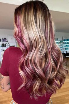 Customize the Ombre Hair to Match your Style Ideally - Love Hairstyles Brown And Blonde Ombre Hair, Brown And Blonde Ombre, Red And Gold Hair, Short Hair With Highlights, Purple Blonde Hair, Purple Blonde, Ombre Hair Ideas, Style In 2023, Dark Ombre Hair