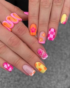 Mismatch Nail Art, The Summer I Turned Pretty Nails, Ems Nails, Fun Colorful Nails, Vacay Nails, Nail Whitening, Spring Break Nails, Cute Simple Nails