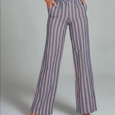 Nwot Banana Republic Striped Pants Size 6 Excellent Conditions #B43 Dress For Petite Women, Casual Work Dresses, Ankle Dress Pants, Work Dresses For Women, Fitted Dress Pants, Wide Leg Dress Pants, Banana Republic Women, Banana Republic Pants, Womens Dress Pants