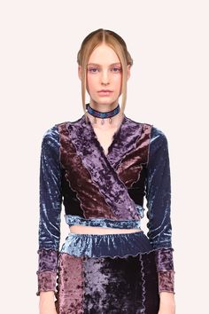 Top crossed over the bust to the left that forms a V-neckline, with 4 velvet colors and long sleeves Lace Tie Top, Lace Cutout Dress, Sequin Pant, Pink Chiffon Dress, Crochet Lace Shorts, Studded Denim Jacket, Embroidered Denim Shorts, Studded Leather Jacket, Gingham Pants