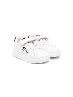 white calf leather smooth grain logo print to the side pull-tab at the tongue front touch-strap fastening front lace-up fastening round toe branded insole White Lace-up Skate Shoes With Logo, White Low-top Skate Shoes With Logo-print Tongue, Leather Lace-up Skate Shoes With Logo-print Tongue, Sneakers With Logo-print Tongue And Round Toe, White Leather Skate Shoes With Logo-print Tongue, White High-top Sneakers With Logo-print Tongue, White Sneakers With Logo And Round Toe, White High-top Skate Shoes With Logo, White Logo High-top Skate Shoes