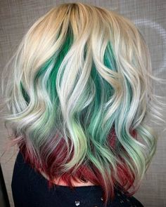 Christmas Colored Hair, Red And Green Hair Color Ideas, Christmas Hair Dye Ideas, Blonde With Green Highlights, Blonde Hair With Green Highlights, Blonde Green Hair, Green And Blonde Hair, Blonde And Green Hair, Green And Red Hair