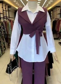 Como Fazer Short, Modest Dresses Fashion, 2piece Outfits, Corporate Dress, Chic Dress Classy, Stylish Work Attire, Classy Dress Outfits