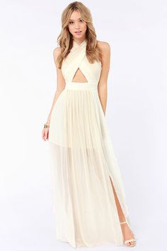 Pleat-er Patter Cream Color Block Maxi Dress at LuLus.com! Possibility.... Cute Dance Dresses, 1980s Fashion Women, Dresses For Juniors, Fairytale Gown, Color Block Maxi Dress, Maxi Skirt Dress, Formal Dresses Gowns, Pleated Maxi Skirt, Prom Girl