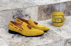 Style: 1377-05S-Mustard Exquisite slip-on Venetian Loafer in Supple Suede from the Carrucci by Maurice collection features tone on tone Calfskin lacing and tassel detailing! Mustard Shoes, Alligator Dress Shoes, Cordovan Shoes, Formal Loafers, Suede Belt, Suede Tassel, Tone On Tone, Shoe Tree, Tassel Loafers