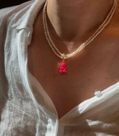 Descriptions: Faux Pearl Double Strap Necklace with cute gummy bear charm! Cute Gummy Bear, Gummy Bear Necklace, Necklace Charms, Red Tigers Eye, Bear Necklace, Rose Gold Watches, Luxury Diamonds, Gummy Bear, Band Bracelet